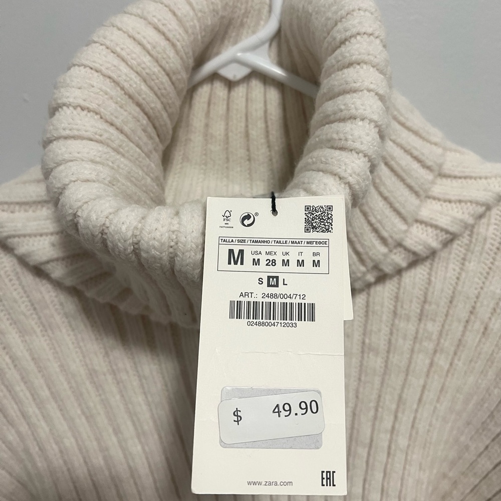 Zara Off White/Cream Cropped Ribbed Turtleneck Long sleeves Knit Sweater; Size M - Picture 4 of 6